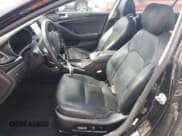 ✅ 2016 Kia Cadenza Premium • VIN: KNALN4D77G5213406 • Lot: 70762165. Wystawiony na Copart z przebiegiem 169 187 mil. Bezpłatny archiwum sprzedaży aukcyjnych z USA i szczegółowy raport historii pojazdu na DreamBid. Zdjęcie 7.