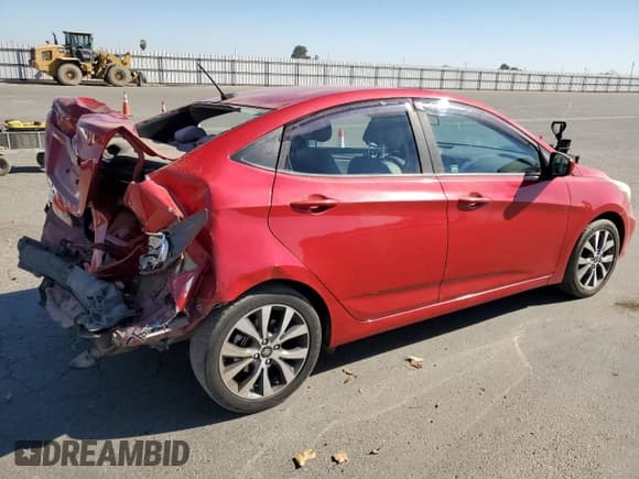 ✅ 2017 Hyundai Accent SE • VIN: KMHCT4AE4HU254588 • Лот: 77646634. Опубликован ранее на Copart с пробегом 98 088 миль. Бесплатный доступ к архиву аукционных продаж из США и подробный отчёт об истории автомобиля на DreamBid. Изображение 3.