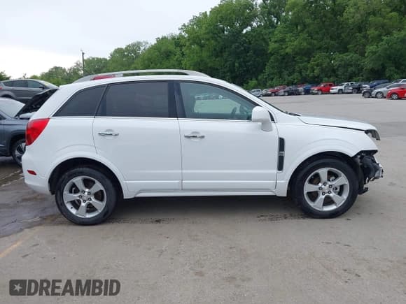 ✅ 2015 Chevrolet Captiva Sport LT • VIN: 3GNAL3EK7FS531034 • Lot: 42340951. Wystawiony na IAAI z przebiegiem 111 126 mil. Bezpłatny archiwum sprzedaży aukcyjnych z USA i szczegółowy raport historii pojazdu na DreamBid. Zdjęcie 14.