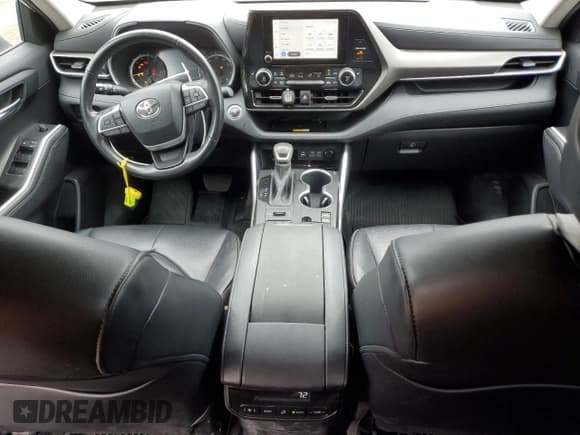 ✅ 2023 Toyota Highlander XLE • VIN: 5TDKDRBH3PS032730 • Лот: 90328445. Опубликован ранее на Copart с пробегом 25 704 миль. Бесплатный доступ к архиву аукционных продаж из США и подробный отчёт об истории автомобиля на DreamBid. Изображение 8.