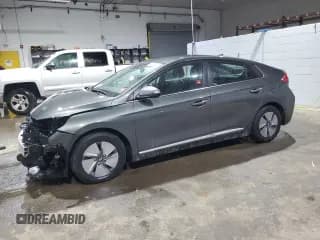 ✅ 2022 Hyundai Ioniq SE • VIN: KMHC75LC5NU276195 • Lot: 43391115. Wystawiony na Copart z przebiegiem 71 418 mil. Bezpłatny archiwum sprzedaży aukcyjnych z USA i szczegółowy raport historii pojazdu na DreamBid. Zdjęcie 1.