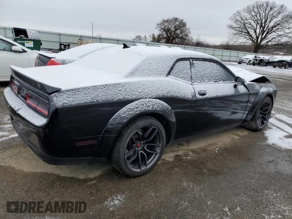 ✅ 2021 Dodge Challenger R/T Scat Pack • VIN: 2C3CDZFJ9MH658900 • Lot: 78552053. Wystawiony na Copart z przebiegiem 17 064 mil. Bezpłatny archiwum sprzedaży aukcyjnych z USA i szczegółowy raport historii pojazdu na DreamBid. Zdjęcie 3.