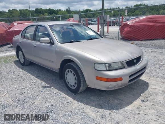 ✅ 1996 Nissan Maxima GXE • VIN: JN1CA21D8TT147860 • Лот: 42278995. Опубликован ранее на IAAI с пробегом 287 149 миль. Бесплатный доступ к архиву аукционных продаж из США и подробный отчёт об истории автомобиля на DreamBid. Изображение 1.