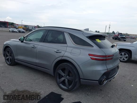 ✅ 2023 Genesis GV70 Sport • VIN: KMUMCDTC1PU098851 • Лот: 41864774. Опубликован ранее на IAAI с пробегом 15 016 миль. Бесплатный доступ к архиву аукционных продаж из США и подробный отчёт об истории автомобиля на DreamBid. Изображение 3.