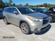 ✅ 2015 Toyota Highlander XLE • VIN: 5TDJKRFH0FS181784 • Lot: 43595000. Wystawiony na IAAI z przebiegiem 169 620 mil. Bezpłatny archiwum sprzedaży aukcyjnych z USA i szczegółowy raport historii pojazdu na DreamBid. Zdjęcie 1.