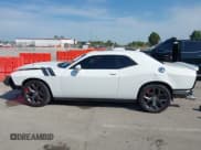 ✅ 2018 Dodge Challenger SXT • VIN: 2C3CDZAG1JH322178 • Лот: 43158995. Опубликован ранее на IAAI с пробегом 84 611 миль. Бесплатный доступ к архиву аукционных продаж из США и подробный отчёт об истории автомобиля на DreamBid. Изображение 15.