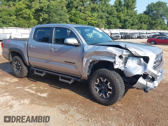 ✅ 2017 Toyota Tacoma SR5 • VIN: 5TFCZ5AN9HX116956 • Lot: 42893281. Listed on IAAI with 156,440 mi. Free auction sales archive from the USA and detailed vehicle history report at DreamBid. Image 1.