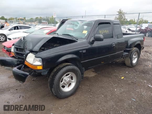 ✅ 2000 Ford Ranger XL • VIN: 1FTZR15V8YTB47376 • Лот: 43126944. Опубликован ранее на IAAI с пробегом 117 143 миль. Бесплатный доступ к архиву аукционных продаж из США и подробный отчёт об истории автомобиля на DreamBid. Изображение 2.