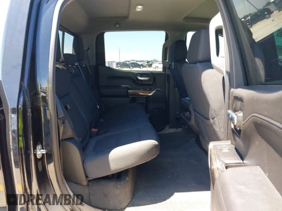 ✅ 2021 Chevrolet Silverado 1500 RST • VIN: 3GCPWDED1MG328271 • Lot: 42816721. Wystawiony na IAAI z przebiegiem 47 790 mil. Bezpłatny archiwum sprzedaży aukcyjnych z USA i szczegółowy raport historii pojazdu na DreamBid. Zdjęcie 8.