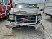 ✅ 2008 GMC Sierra 1500 • VIN: 1GTJC33688F119551 • Лот: 60170455. Опубликован ранее на Copart с пробегом 228 764 миль. Бесплатный доступ к архиву аукционных продаж из США и подробный отчёт об истории автомобиля на DreamBid. Изображение 5.