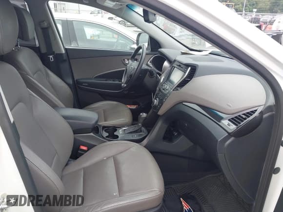 ✅ 2014 Hyundai Santa Fe GLS • VIN: KM8SR4HF8EU072428 • Лот: 43019650. Опубликован ранее на IAAI с пробегом 141 818 миль. Бесплатный доступ к архиву аукционных продаж из США и подробный отчёт об истории автомобиля на DreamBid. Изображение 5.