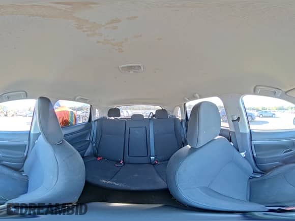 2015 Mitsubishi Outlander ES с VIN 4A4AR3AU1FE041206, выставлен на аукционе Copart как лот 84642205 с пробегом 84 637 миль миль и Списание • Salvage title. История ставок и продаж доступна на DreamBid. Изображение 15.