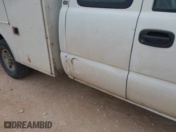 ✅ 2004 Chevrolet Silverado 2500HD • VIN: 1GBHC29U94E392193 • Лот: 41441538. Опубликован ранее на IAAI с пробегом 149 591 миль. Бесплатный доступ к архиву аукционных продаж из США и подробный отчёт об истории автомобиля на DreamBid. Изображение 12.