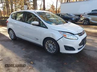 ✅ 2017 Ford C-Max SE • VIN: 1FADP5EU4HL113410 • Lot: 43647199. Wystawiony na IAAI z przebiegiem 133 414 mil. Bezpłatny archiwum sprzedaży aukcyjnych z USA i szczegółowy raport historii pojazdu na DreamBid. Zdjęcie 1.