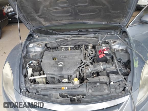 ✅ 2011 Mazda 6 i Touring • VIN: 1YVHZ8CH8B5M30433 • Lot: 42297382. Listed on IAAI with 261,637 mi. Free auction sales archive from the USA and detailed vehicle history report at DreamBid. Image 10.