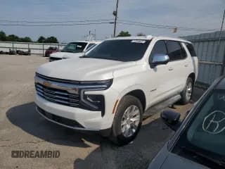 ✅ 2025 Chevrolet Tahoe Premier • VIN: 1GNS6SRD2SR124057 • Лот: 58438765. Опубликован ранее на Copart с пробегом 10 441 миль. Бесплатный доступ к архиву аукционных продаж из США и подробный отчёт об истории автомобиля на DreamBid. Изображение 1.