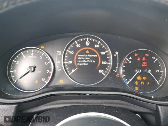 ✅ 2021 Mazda CX-30 Select • VIN: 3MVDMBBL4MM203600 • Лот: 84574415. Опубликован ранее на Copart с пробегом Не указан. Бесплатный доступ к архиву аукционных продаж из США и подробный отчёт об истории автомобиля на DreamBid. Изображение 9.