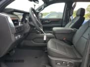 ✅ 2025 GMC Yukon Denali • VIN: 1GKS2DRL1SR223268 • Лот: 66165275. Опубликован ранее на Copart с пробегом 9 210 миль. Бесплатный доступ к архиву аукционных продаж из США и подробный отчёт об истории автомобиля на DreamBid. Изображение 7.