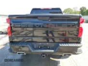 ✅ 2022 Chevrolet Silverado 1500 LT Trail Boss • VIN: 1GCPYFED7NZ192252 • Lot: 65614375. Wystawiony na Copart z przebiegiem 59 207 mil. Bezpłatny archiwum sprzedaży aukcyjnych z USA i szczegółowy raport historii pojazdu na DreamBid. Zdjęcie 6.