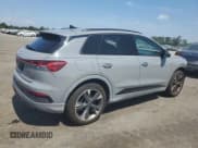 ✅ 2023 Audi Q4 e-tron Premium Plus • VIN: WA1L2BFZ8PP000574 • Лот: 63063235. Опубликован ранее на Copart с пробегом 23 342 миль. Бесплатный доступ к архиву аукционных продаж из США и подробный отчёт об истории автомобиля на DreamBid. Изображение 3.