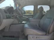 ✅ 2008 GMC Yukon SLT 4SB • VIN: 1GKFK13068J179497 • Lot: 50777595. Wystawiony na Copart z przebiegiem 170 411 mil. Bezpłatny archiwum sprzedaży aukcyjnych z USA i szczegółowy raport historii pojazdu na DreamBid. Zdjęcie 7.