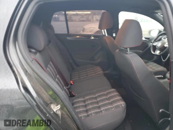 ✅ 2014 Volkswagen Golf GTI Wolfsburg Edition • VIN: WVWHD7AJ6EW002377 • Lot: 93031815. Wystawiony na Copart z przebiegiem 118 042 mil. Bezpłatny archiwum sprzedaży aukcyjnych z USA i szczegółowy raport historii pojazdu na DreamBid. Zdjęcie 10.