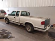 ✅ 1996 Chevrolet S-10 LS • VIN: 1GCCS1943T8139306 • Лот: 41777724. Опубликован ранее на IAAI с пробегом 244 126 миль. Бесплатный доступ к архиву аукционных продаж из США и подробный отчёт об истории автомобиля на DreamBid. Изображение 3.
