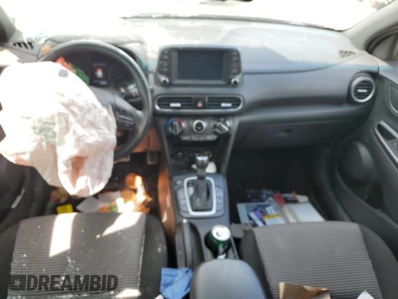 ✅ 2021 Hyundai Kona Night Edition • VIN: KM8K63A50MU704843 • Лот: 49243735. Опубликован ранее на Copart с пробегом 50 300 миль. Бесплатный доступ к архиву аукционных продаж из США и подробный отчёт об истории автомобиля на DreamBid. Изображение 8.