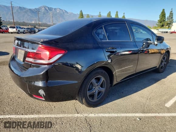 ✅ 2015 Honda Civic SE • VIN: 19XFB2F74FE222691 • Лот: 82753785. Опубликован ранее на Copart с пробегом 129 537 миль. Бесплатный доступ к архиву аукционных продаж из США и подробный отчёт об истории автомобиля на DreamBid. Изображение 3.