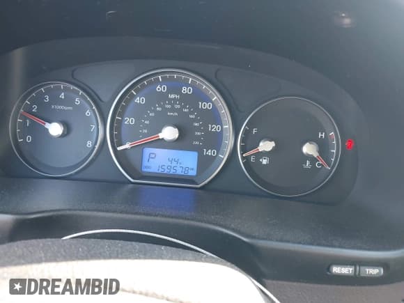 ✅ 2010 Hyundai Santa Fe GLS • VIN: 5NMSG3AB1AH397905 • Лот: 43839903. Опубликован ранее на IAAI с пробегом 159 578 миль. Бесплатный доступ к архиву аукционных продаж из США и подробный отчёт об истории автомобиля на DreamBid. Изображение 7.