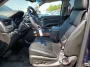 ✅ 2017 Chevrolet Suburban Premier • VIN: 1GNSKJKC7HR169222 • Lot: 49740933. Wystawiony na Copart z przebiegiem 117 295 mil. Bezpłatny archiwum sprzedaży aukcyjnych z USA i szczegółowy raport historii pojazdu na DreamBid. Zdjęcie 7.