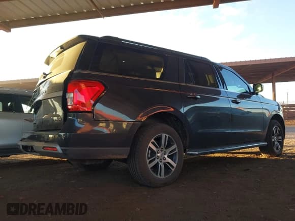 ✅ 2023 Ford Expedition Max XLT • VIN: 1FMJK1J88PEA66202 • Лот: 43617519. Опубликован ранее на IAAI с пробегом 25 376 миль. Бесплатный доступ к архиву аукционных продаж из США и подробный отчёт об истории автомобиля на DreamBid. Изображение 4.