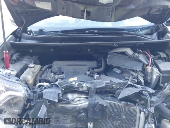 ✅ 2018 Toyota RAV4 SE • VIN: JTMNFREVXJJ723007 • Лот: 43576593. Опубликован ранее на IAAI с пробегом 213 811 миль. Бесплатный доступ к архиву аукционных продаж из США и подробный отчёт об истории автомобиля на DreamBid. Изображение 10.