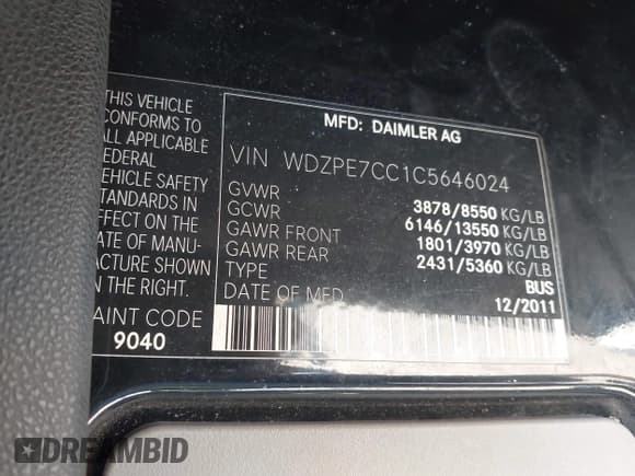 ✅ 2012 Mercedes-Benz Sprinter Passenger • VIN: WDZPE7CC1C5646024 • Lot: 42619520. Wystawiony na IAAI z przebiegiem 322 684 mil. Bezpłatny archiwum sprzedaży aukcyjnych z USA i szczegółowy raport historii pojazdu na DreamBid. Zdjęcie 9.