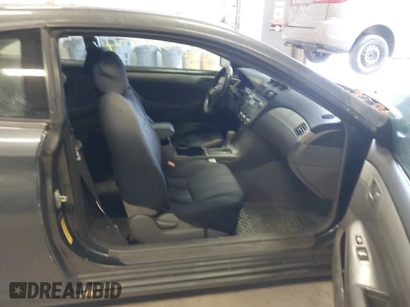 ✅ 2007 Toyota Solara SE • VIN: 4T1CE30PX7U755488 • Lot: 43837734. Listed on IAAI with 223,404 mi. Free auction sales archive from the USA and detailed vehicle history report at DreamBid. Image 5.