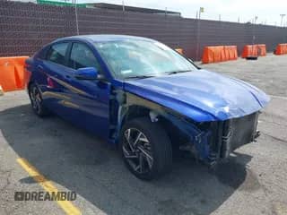 2024 Hyundai Elantra Limited with VIN KMHLN4DJ7RU097384, listed as a IAAI auction lot 43289320 with 57,240 mi miles and . Bid and sale history available at DreamBid. Image 1.