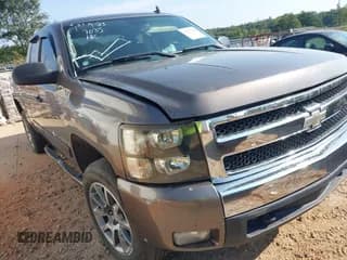 ✅ 2007 Chevrolet Silverado 1500 1LT • VIN: 2GCEK19J471723009 • Lot: 43257035. Listed on IAAI with 283,764 mi. Free auction sales archive from the USA and detailed vehicle history report at DreamBid. Image 1.
