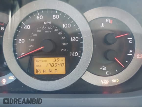 ✅ 2007 Toyota RAV4 • VIN: JTMBD33V075075767 • Lot: 43805051. Listed on IAAI with 170,940 mi. Free auction sales archive from the USA and detailed vehicle history report at DreamBid. Image 7.