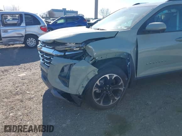 2025 Chevrolet Equinox FWD LT с VIN 3GNAXHEG2SL131819, выставлен на аукционе IAAI как лот 41700937 с пробегом 5 378 миль миль и . История ставок и продаж доступна на DreamBid. Изображение 6.