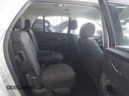 ✅ 2021 Chevrolet Traverse LT Cloth • VIN: 1GNEVGKW1MJ260464 • Lot: 42399748. Wystawiony na IAAI z przebiegiem 77 498 mil. Bezpłatny archiwum sprzedaży aukcyjnych z USA i szczegółowy raport historii pojazdu na DreamBid. Zdjęcie 8.