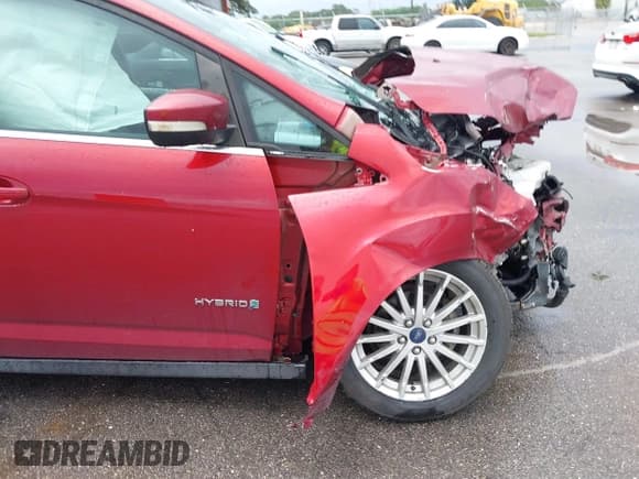 ✅ 2013 Ford C-Max SEL • VIN: 1FADP5BU9DL520640 • Лот: 41714642. Опубликован ранее на IAAI с пробегом 81 979 миль. Бесплатный доступ к архиву аукционных продаж из США и подробный отчёт об истории автомобиля на DreamBid. Изображение 19.