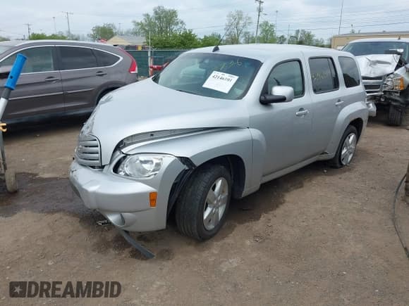 ✅ 2010 Chevrolet HHR 1LT • VIN: 3GNBABDB3AS622736 • Lot: 42146101. Listed on IAAI with Not provided. Free auction sales archive from the USA and detailed vehicle history report at DreamBid. Image 2.
