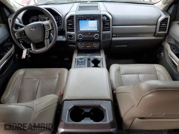 ✅ 2018 Ford Expedition Max XLT • VIN: 1FMJK1JT6JEA34828 • Лот: 80878685. Опубликован ранее на Copart с пробегом 124 994 миль. Бесплатный доступ к архиву аукционных продаж из США и подробный отчёт об истории автомобиля на DreamBid. Изображение 8.