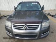 ✅ 2008 Volkswagen Touareg • VIN: WVGMB77L48D039842 • Lot: 58301195. Listed on Copart with 126,165 mi. Free auction sales archive from the USA and detailed vehicle history report at DreamBid. Image 5.