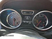 ✅ 2013 Mercedes-Benz M 63 AMG • VIN: 4JGDA7EB2DA133999 • Lot: 49007075. Listed on Copart with 125,781 mi. Free auction sales archive from the USA and detailed vehicle history report at DreamBid. Image 9.