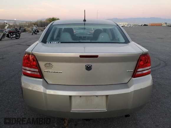 ✅ 2008 Dodge Avenger SXT • VIN: 1B3LC56K88N217838 • Лот: 76355184. Опубликован ранее на Copart с пробегом 40 823 миль. Бесплатный доступ к архиву аукционных продаж из США и подробный отчёт об истории автомобиля на DreamBid. Изображение 6.