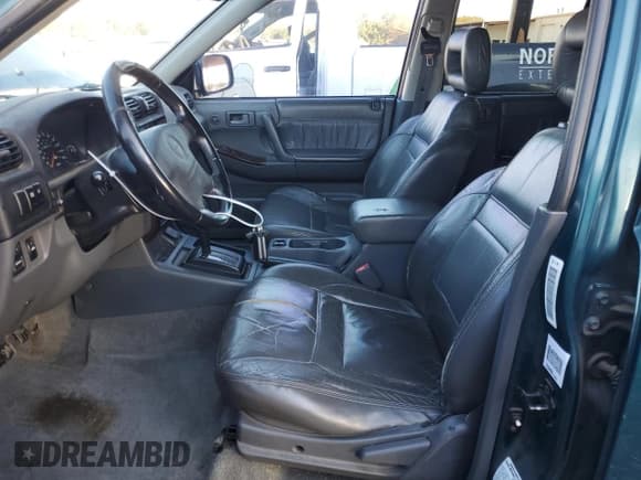 ✅ 1999 Isuzu Rodeo S • VIN: 4S2CK58W6X4352441 • Lot: 81915384. Wystawiony na Copart z przebiegiem 338 513 mil. Bezpłatny archiwum sprzedaży aukcyjnych z USA i szczegółowy raport historii pojazdu na DreamBid. Zdjęcie 7.