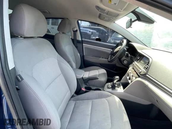 2019 Hyundai Elantra Value Edition с VIN 5NPD84LF4KH424515, выставлен на аукционе Copart как лот 52460755 с пробегом 145 847 миль миль и Чистый • Clean title. История ставок и продаж доступна на DreamBid. Изображение 5.