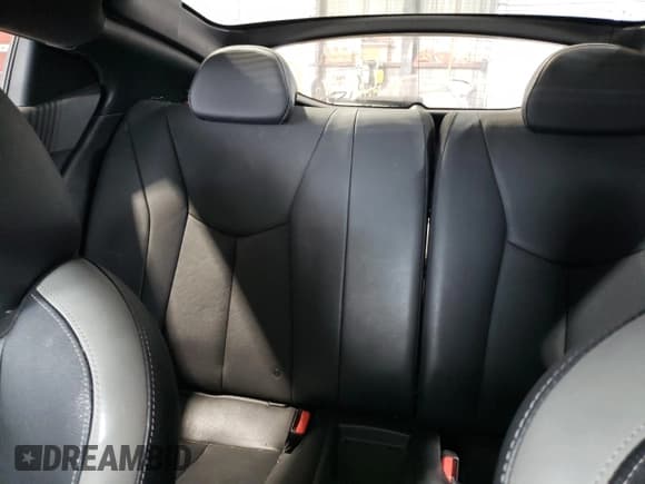 ✅ 2016 Hyundai Veloster Turbo R-Spec • VIN: KMHTC6AEXGU272636 • Lot: 64836195. Wystawiony na Copart z przebiegiem 163 595 mil. Bezpłatny archiwum sprzedaży aukcyjnych z USA i szczegółowy raport historii pojazdu na DreamBid. Zdjęcie 10.