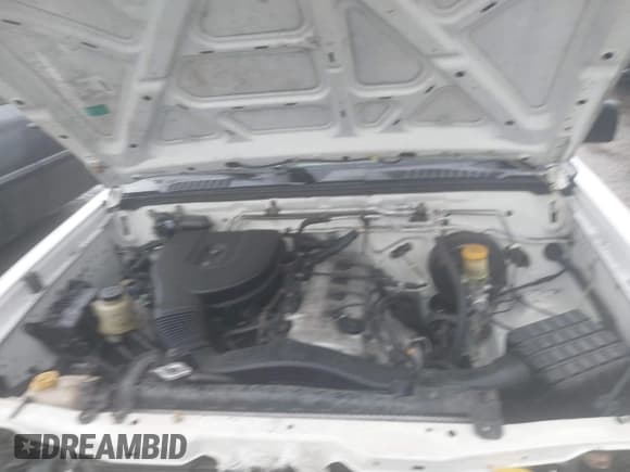 ✅ 2002 Nissan Frontier XE • VIN: 1N6DD26S72C372136 • Lot: 41550043. Listed on IAAI with 85,018 mi. Free auction sales archive from the USA and detailed vehicle history report at DreamBid. Image 10.